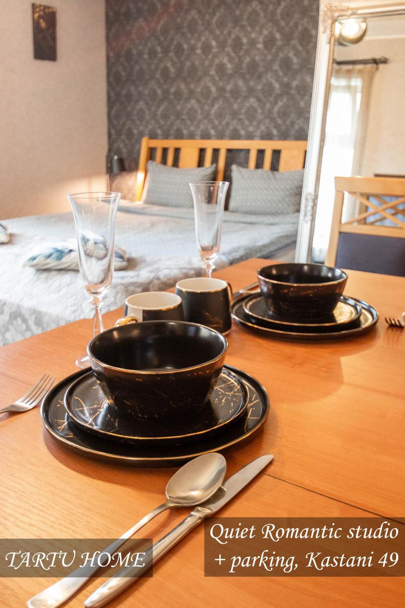 Quiet Romantic Studio Plus Parking, Tartu Home Exterior photo